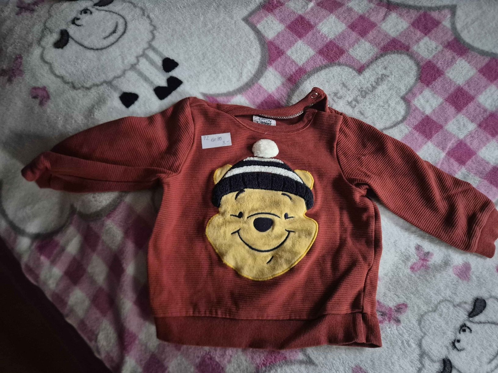 Maglioni & Felpe: Winterlicher Winnie Pooh Pullover, Grösse 72, Top Zustand – Nuovo (secondo la descrizione) da Windisch venduto da Europapark18