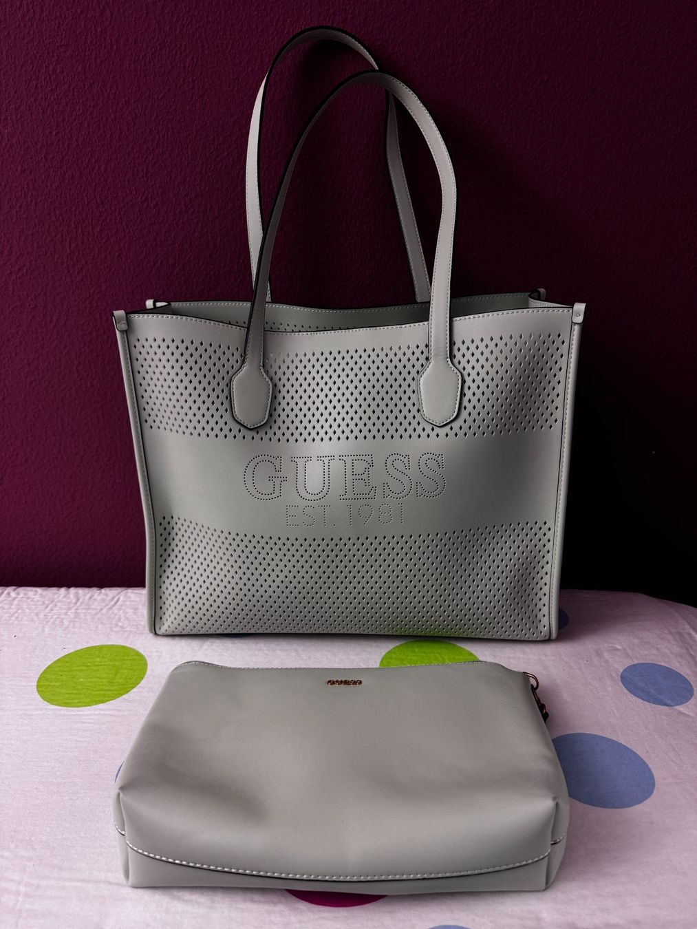 Guess Borse da donna: Guess Shopper in mint-grün – Usato da Muttenz venduto da einfach-schoen
