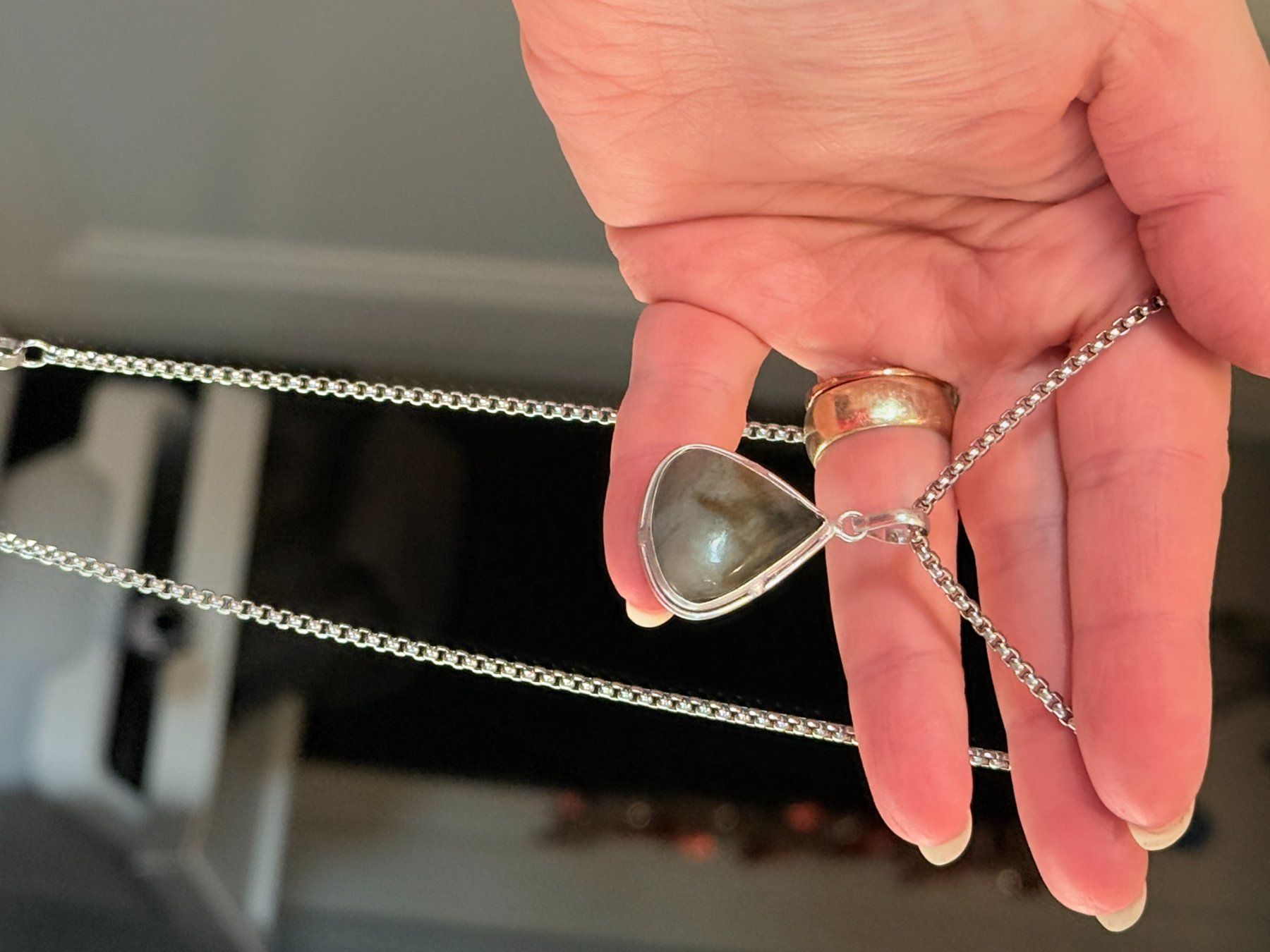Catenine: Collier élégant avec Labradorite véritable, neuf! – Nuovo e nell'imballaggio originale da Genève venduto da AGBERG 4