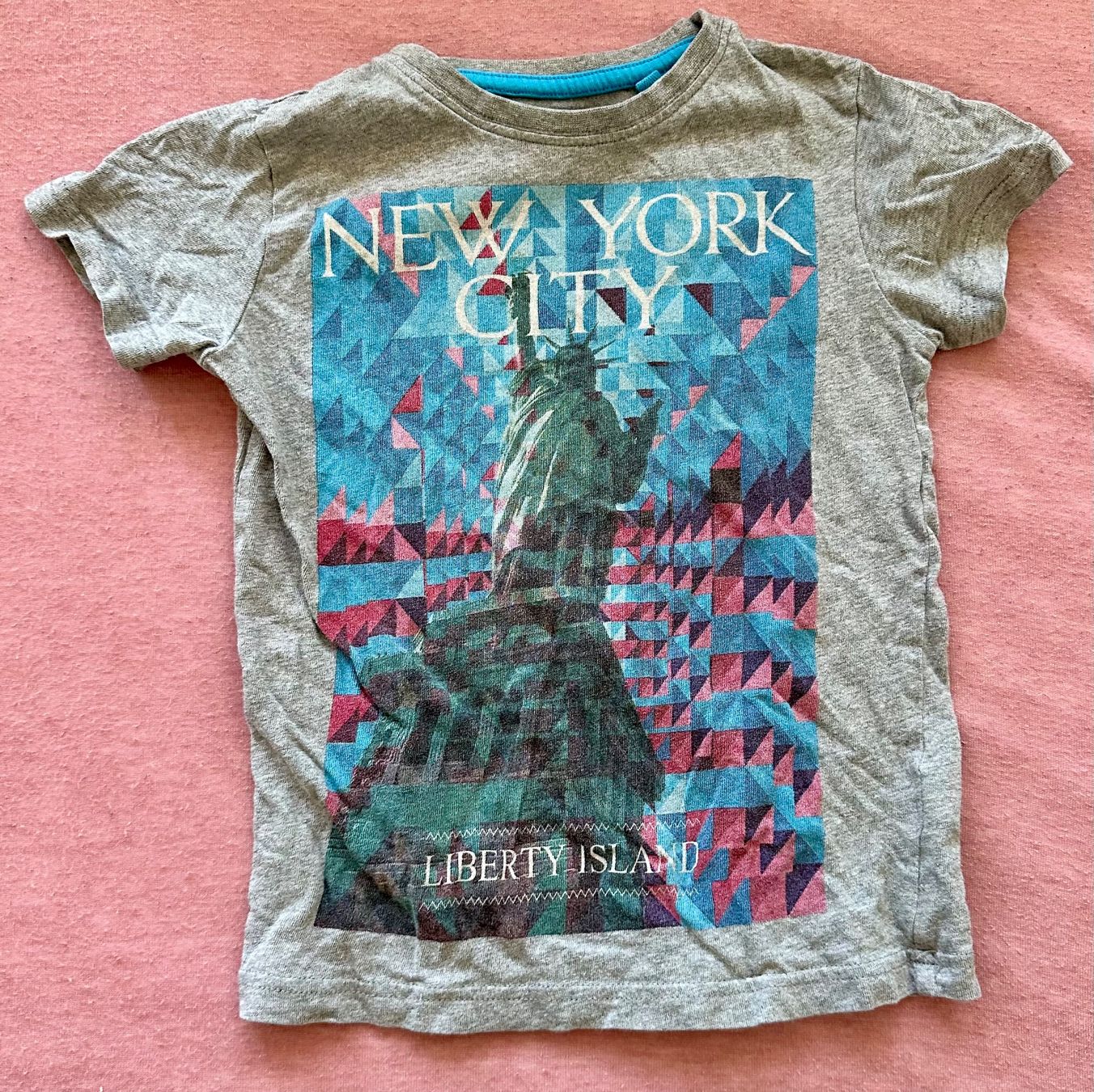 Next Camicie, T-shirt & Polo: T-Shirt Next – Usato da Dürrenroth venduto da tvy_bh56