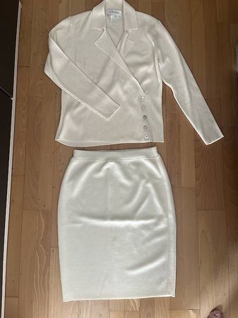 Escada gr 36 neu