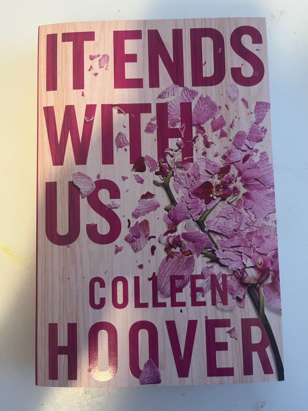 Libri: Buch: It Ends with Us, Coollen Hoover (Englisch) – Nuovo (secondo la descrizione) da Steinhausen venduto da Silberundpfeil