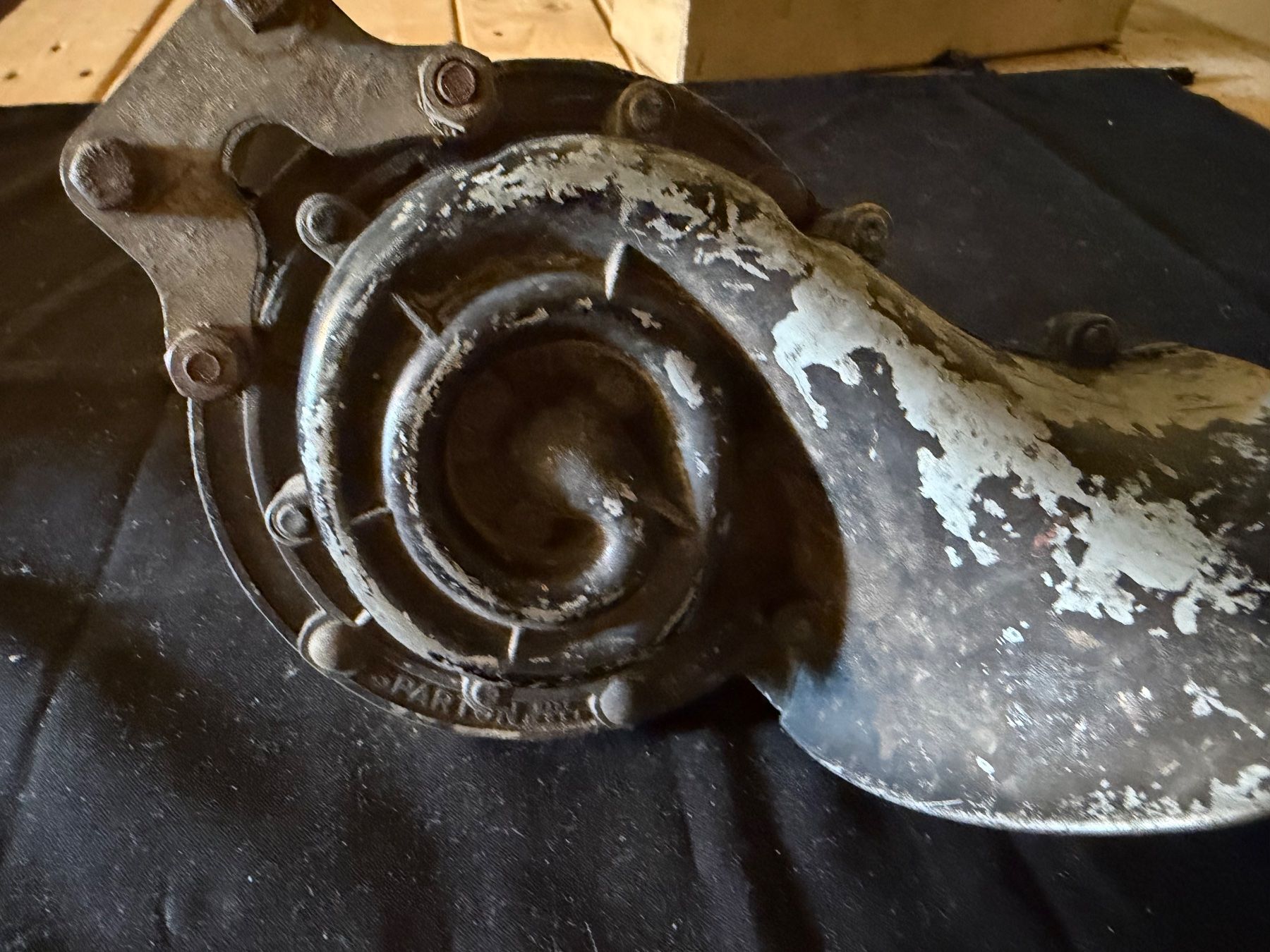Tutti pezzi di ricambio auto: Alte Auto Hupe / Horn - Oldtimer – Usato da Luzern venduto da Basa73 3