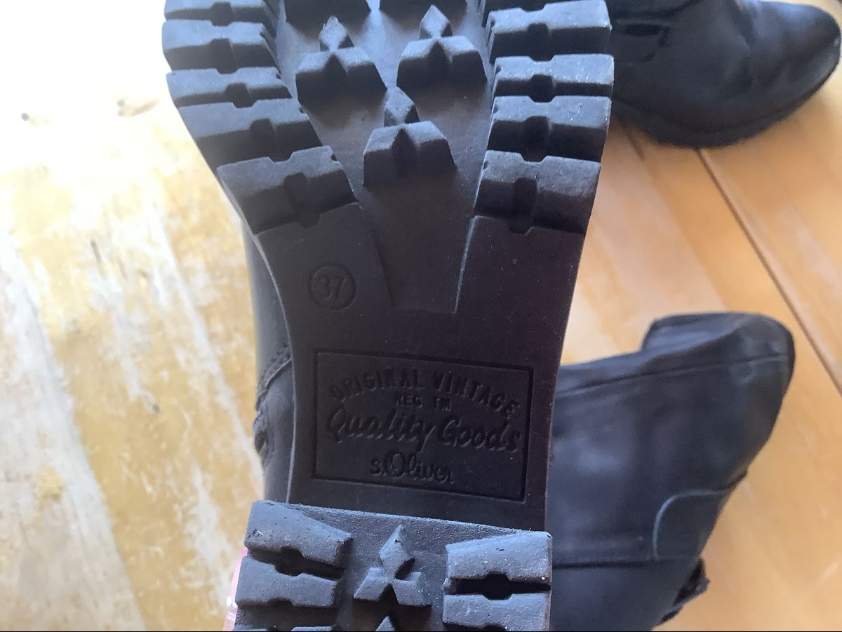 S.Oliver Scarpe da donna: Bottes S.Oliver noire taille 37 – Usato da Le Noirmont venduto da Thiwen-Ric 4