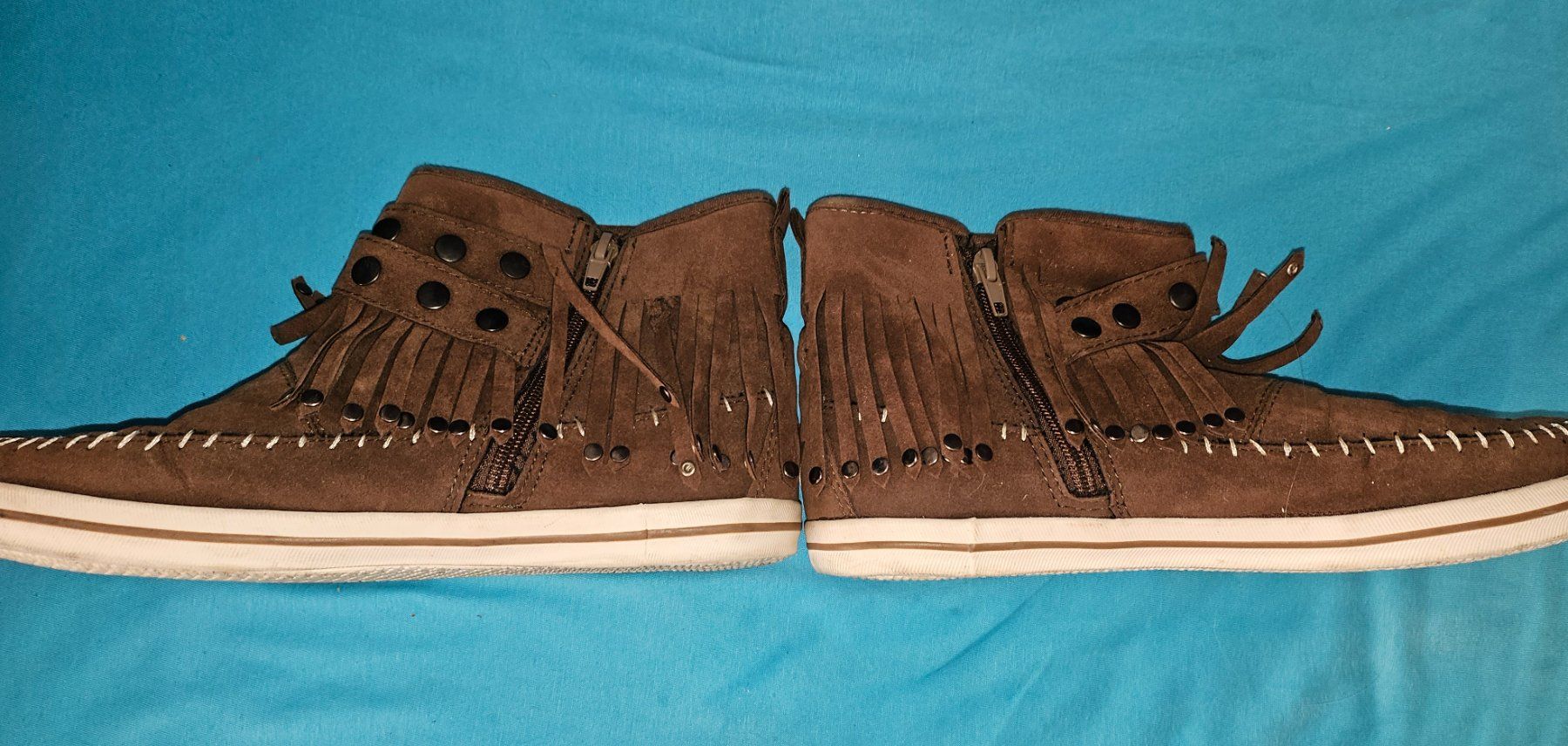 Scarpe da donna: Schuhe im Idian-Style – Usato da Thun venduto da Shame 1