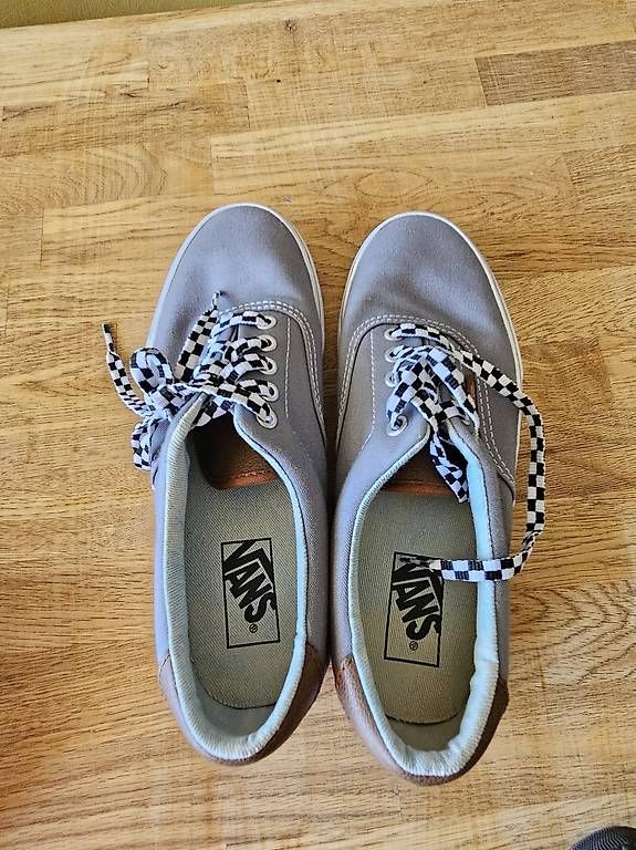 Scarpe da uomo: Vans (Neu) – Usato da Emmenbrücke venduto da Bluberli 1