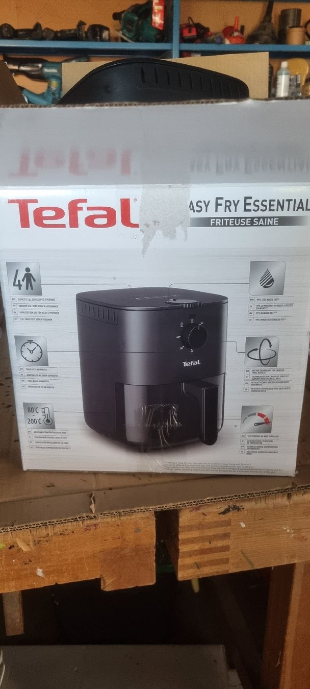 Tefal Elettrodomestici da cucina: Heissluftfritteuse Tefal Easy Fry Essential  – Nuovo (secondo la descrizione) da Muolen venduto da des_yvn6
