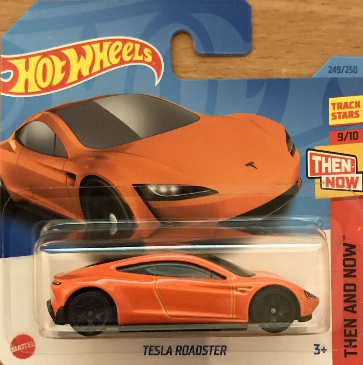 Tesla Modellautos: HOT WHEELS / TESLA ROADSTER – Neu und originalverpackt aus Bülach von