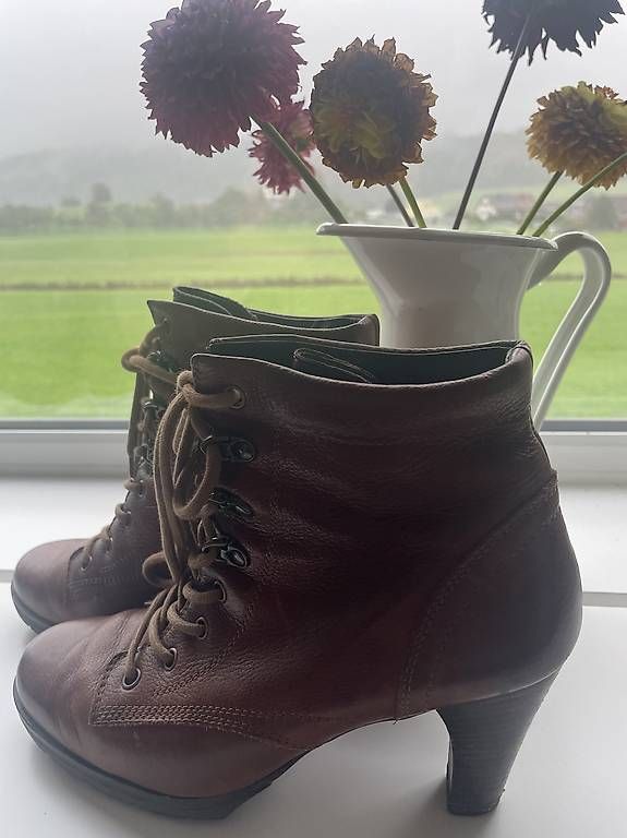 Chaussures femmes: Stiefeletten – D'occasion à Rossrüti par StellaPO 1