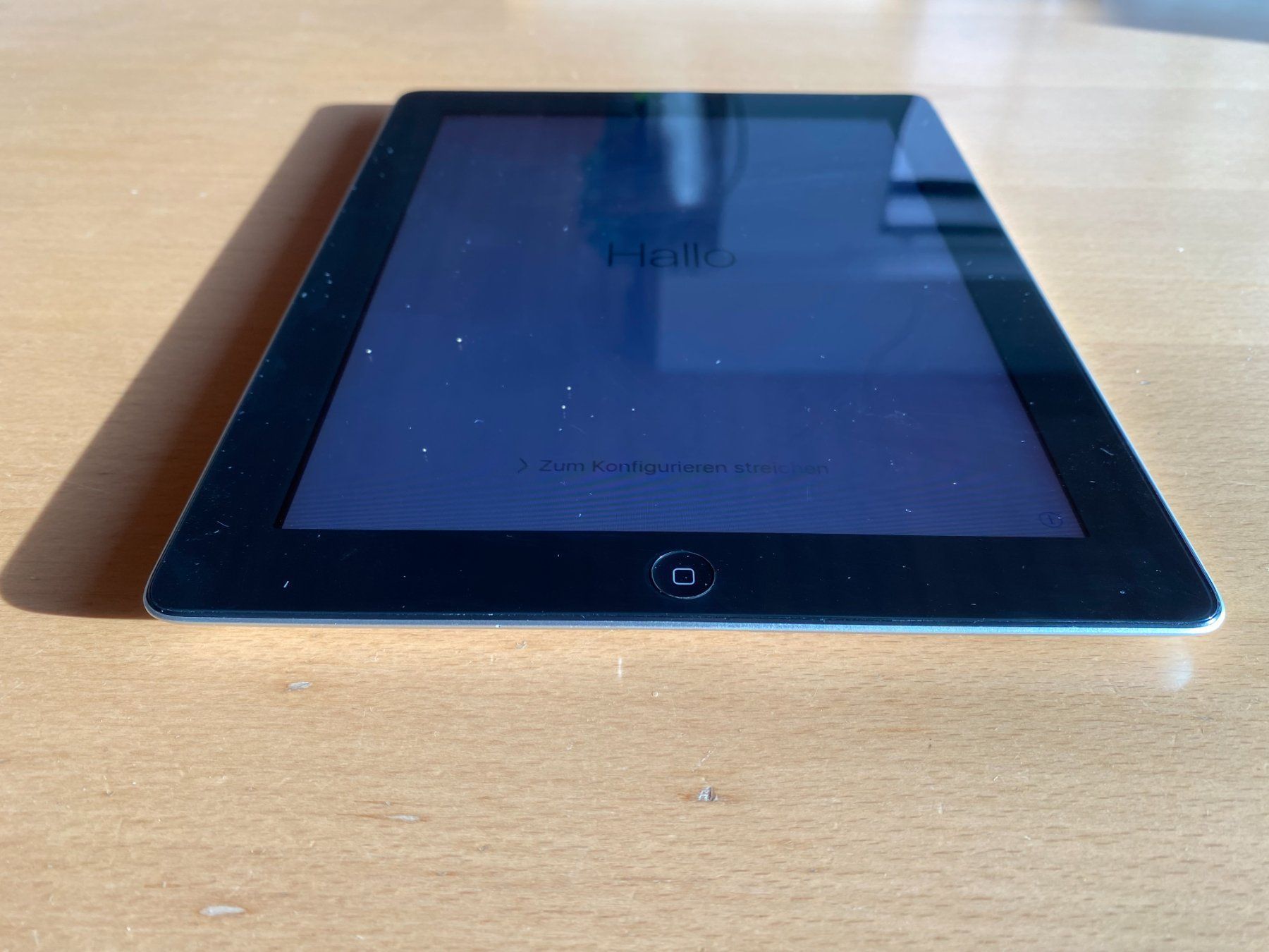 Apple Tablet PC: IPad 2, 32 GB, iOS 9.3.5 – Gebraucht aus Arnegg von  2