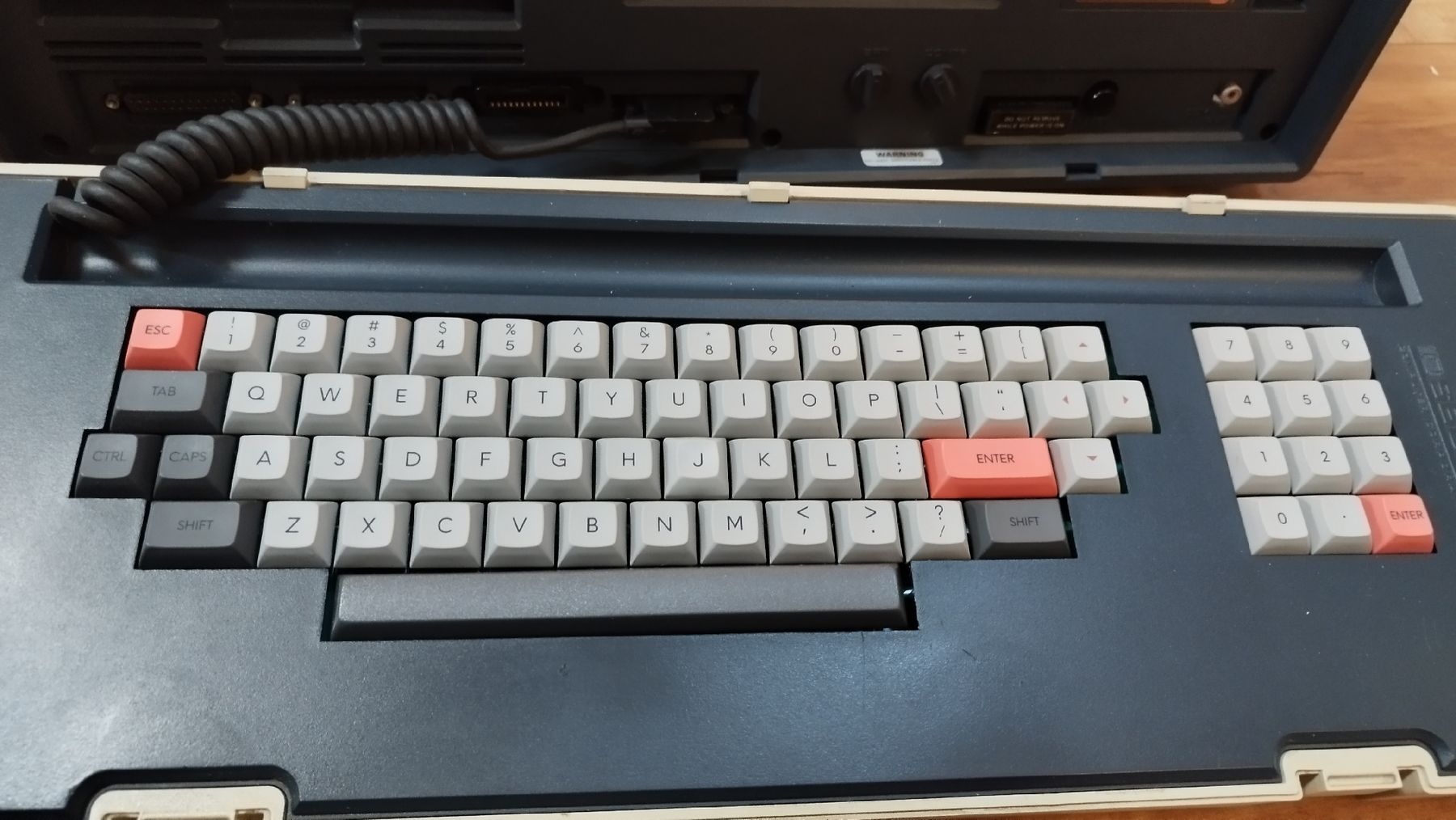 Tastaturen: Osborne 2 replacement keyboard  – Gebraucht aus Domdidier von look80486 1