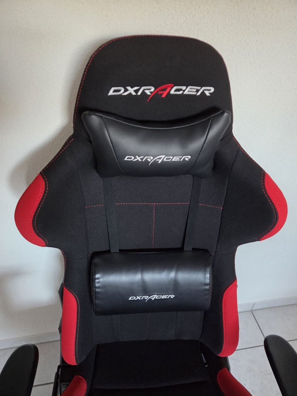 DXRacer Stühle: DXRacer Formula Schwarz/Rot – Gebraucht aus Baar von luca.sismondi 1
