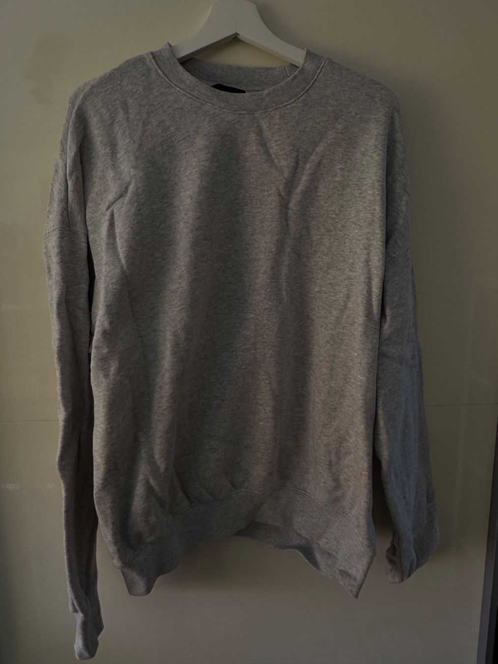 Pullover & Sweatshirts: Fear Of God Essentials Sweatshirt Grey – Neu (gemäss Beschreibung) aus Nürensdorf von gla_5tjl