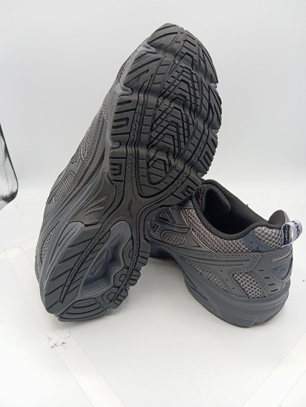 Mizuno Scarpe da uomo: Mizuno MXR (EU42) – Nuovo e nell'imballaggio originale da Schaffhausen venduto da outlez 5