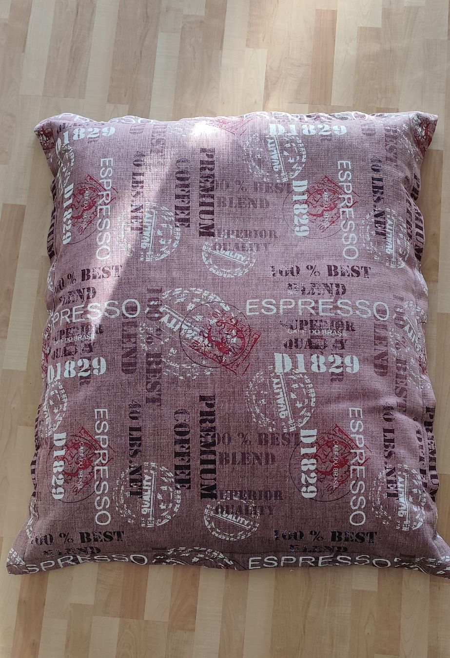 Poltrone: Grosser Sitzsack im Kaffee-Sack-Design – Usato da Thun venduto da CaraW