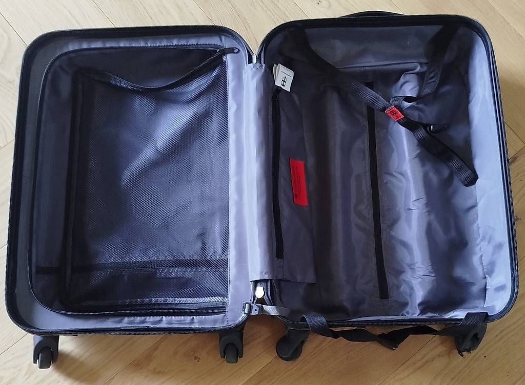 Valigie: Rollkoffer Reisekoffer Schalenkoffer schwarz – Usato da Ipsach venduto da klicklaut 2