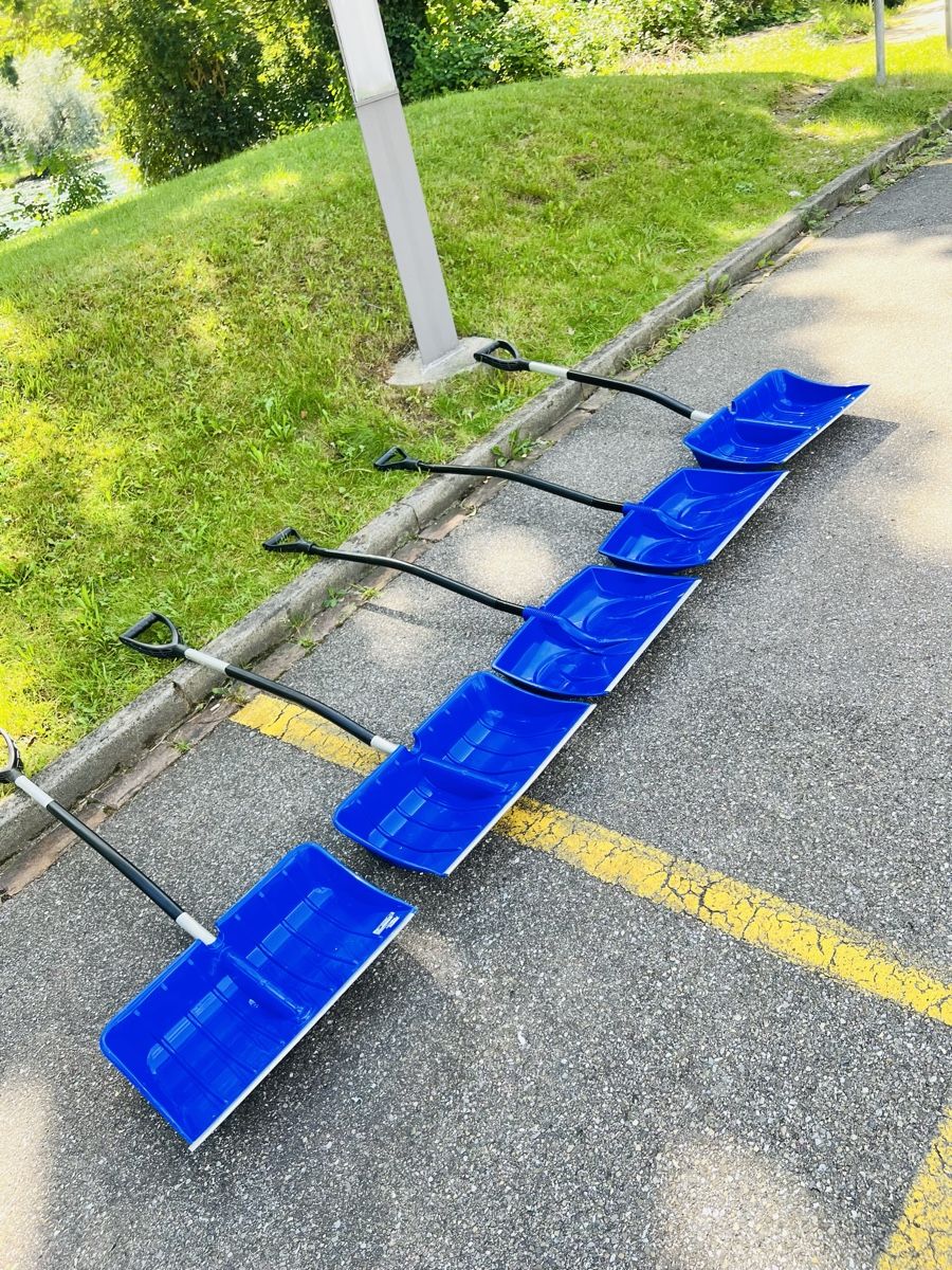 Alle Werkzeuge: Schaufel 3 stuck – Gebraucht aus Urdorf von Faz_19 3
