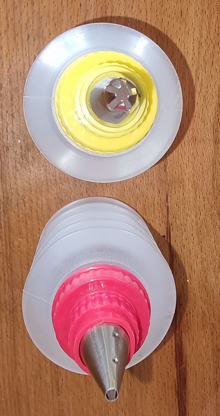 Küchengeräte: 2 Spritzflaschen / Quetschflaschen – Gebraucht aus Rifferswil von sandra0010 2