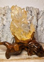 B-Ware: Golden Healer Glücksfuchs auf Holzstand
