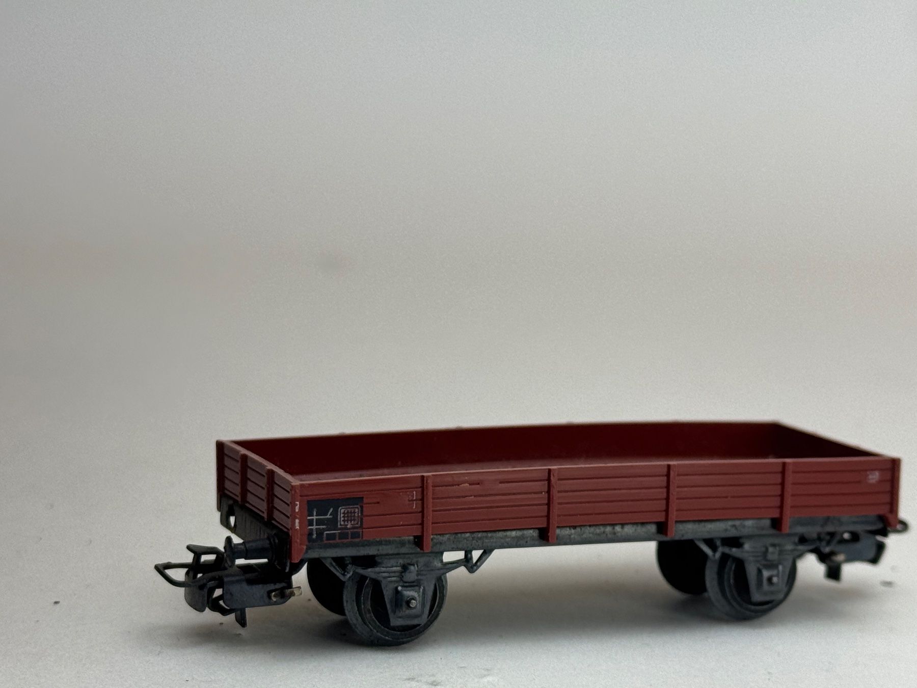 Märklin Modelleisenbahnen: HR- Märklin 2 Achs Flachwagon – Gebraucht aus Elm von Wikmtz 1