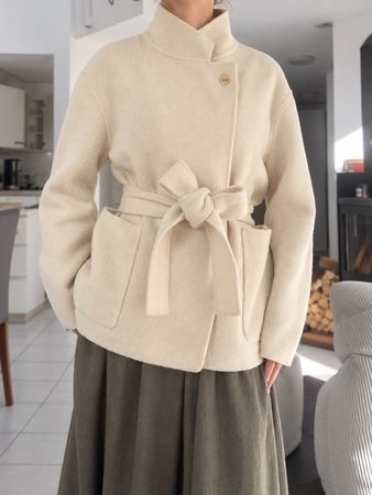 Maje Paris Kurzer Wollmantel ecru