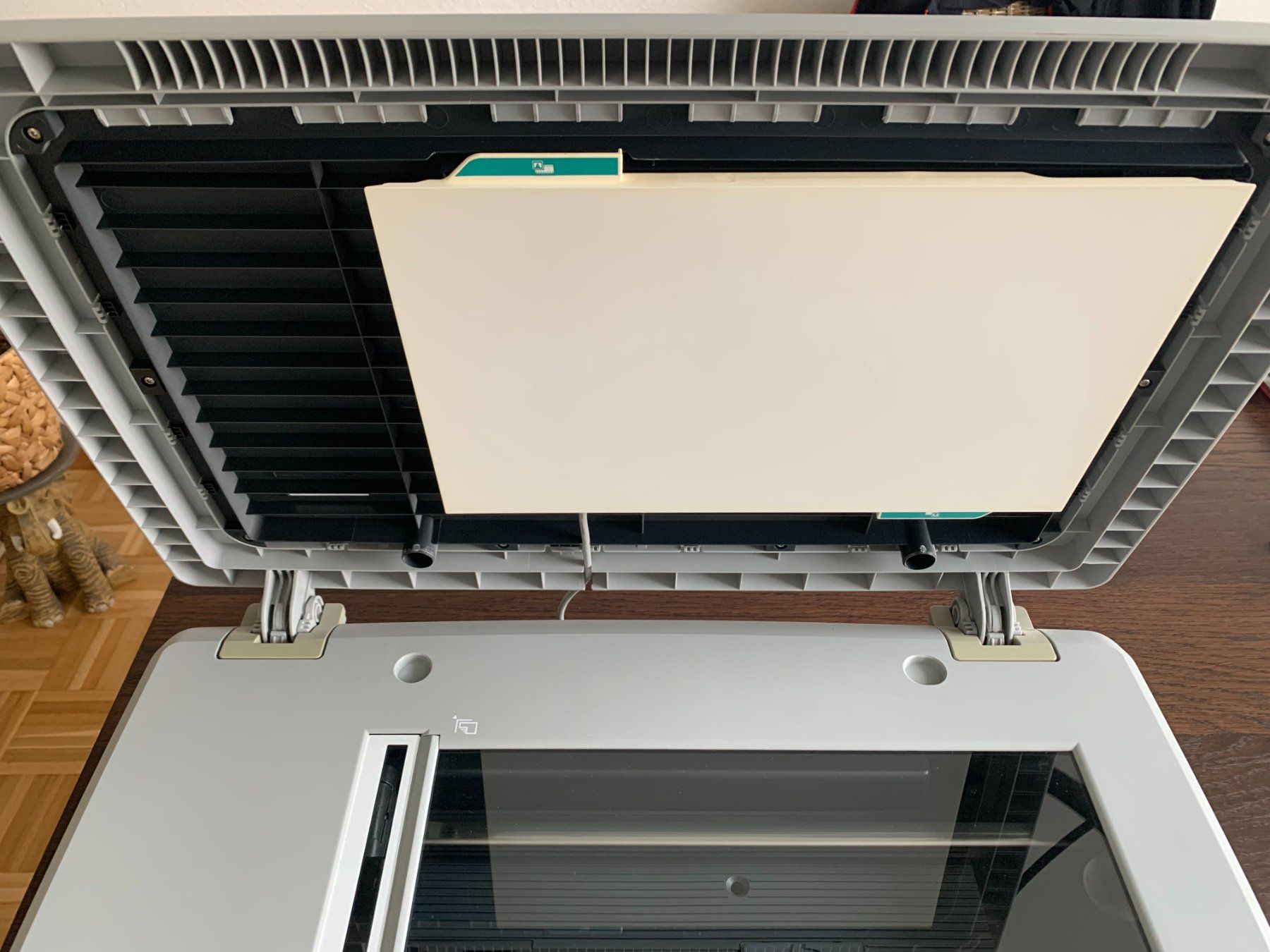 Hewlett Packard Scanner: HP ScanJet 8300, gebrauchter Scanner – Usato da Rorschacherberg venduto da QuoAli 4