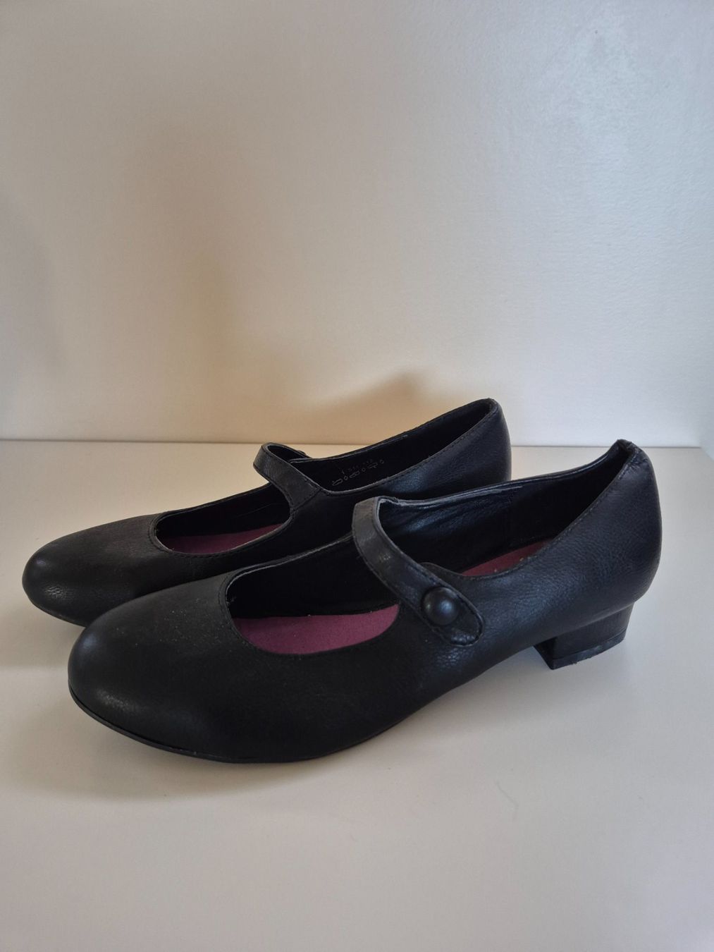 Scarpe per ragazze: Halbschuhe schwarz, Gr. 34, AGAXY – Nuovo (secondo la descrizione) da Dietikon venduto da grafad