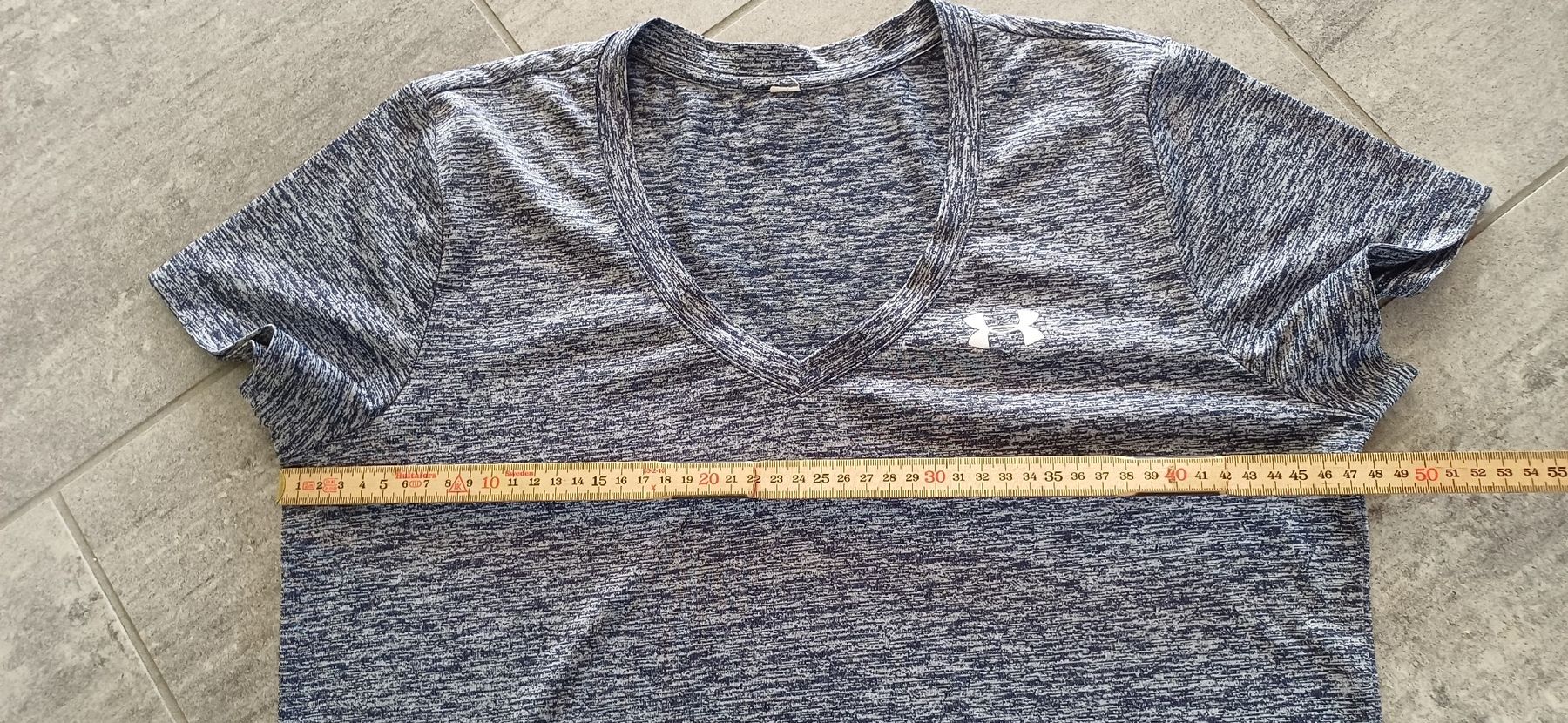 Under Armour T-shirt: Trainingsshirt 'Under Armour' ca. Gr. M  – Usato da Entlebuch venduto da Waldschratt65 1