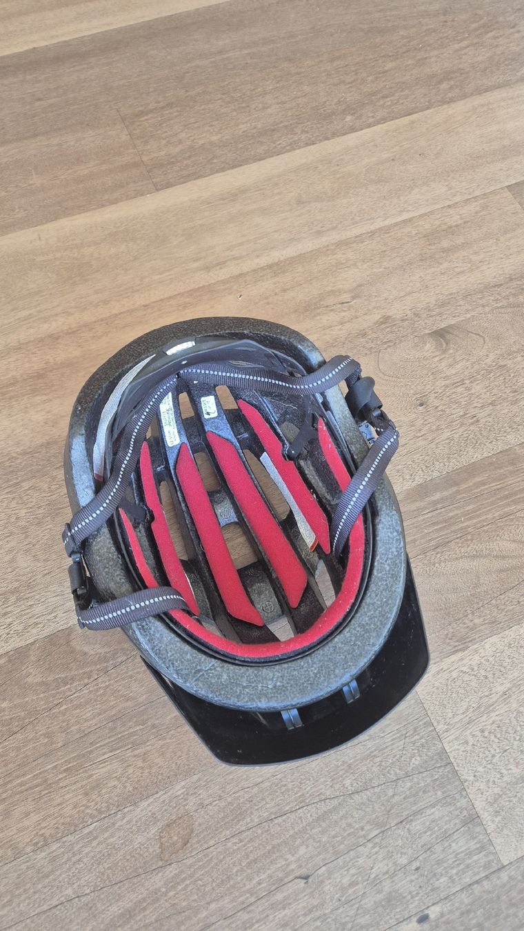 Helme: Velo Helm  – Gebraucht aus Erlenbach ZH von lui_n2rl 1