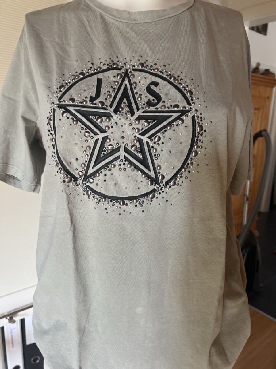 T-Shirts: Jet Set Gr. 3 (42) Shirt – Gebraucht aus Bonaduz von Malves10 3