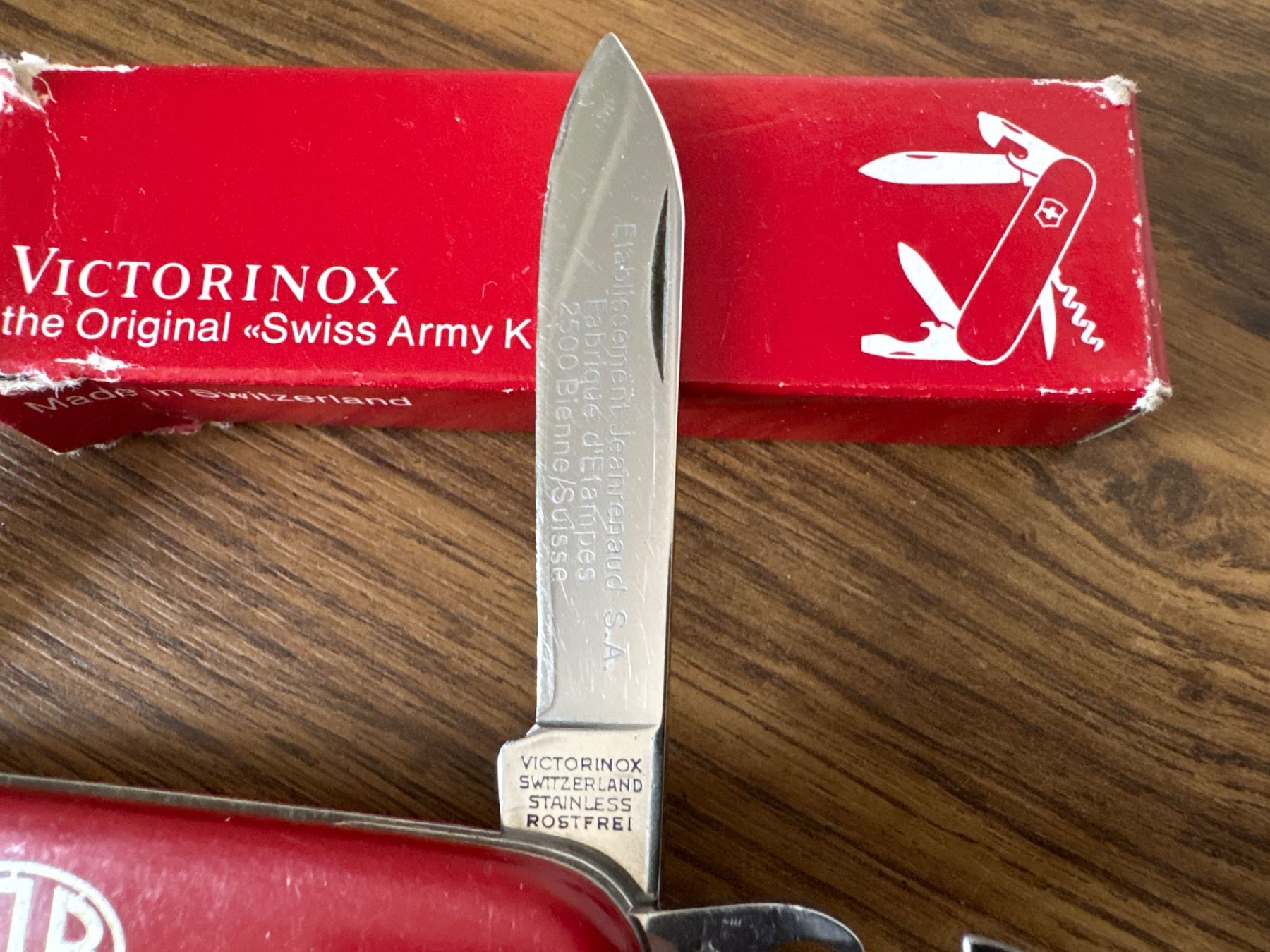 Victorinox Coltelli tascabile: VICTORINOX - VICTORIA - Sackmesser - EJB – Usato da Andwil SG venduto da Rainboli 3