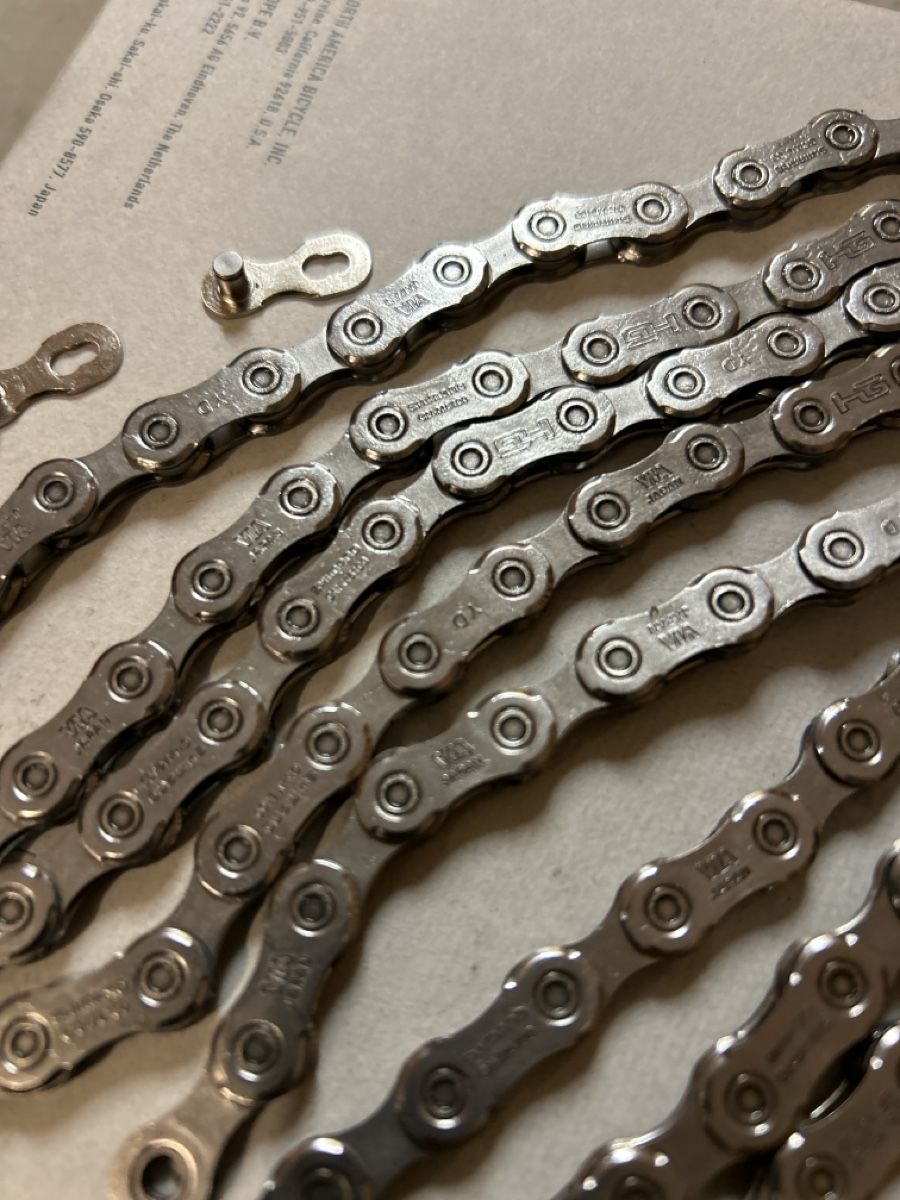 Shimano Ultegra 12-Speed Chain HG Series NEW & quick links (Neuf (Voir ...