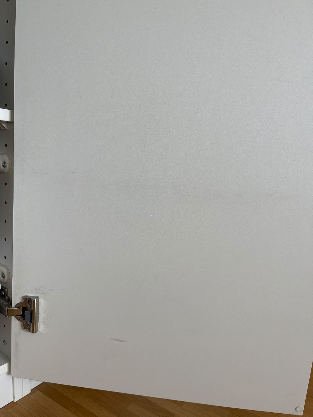 Ikea Armadi: Ikea Pax Kleiderschrank weiss – Usato da Solothurn venduto da hewlettundPackard 5