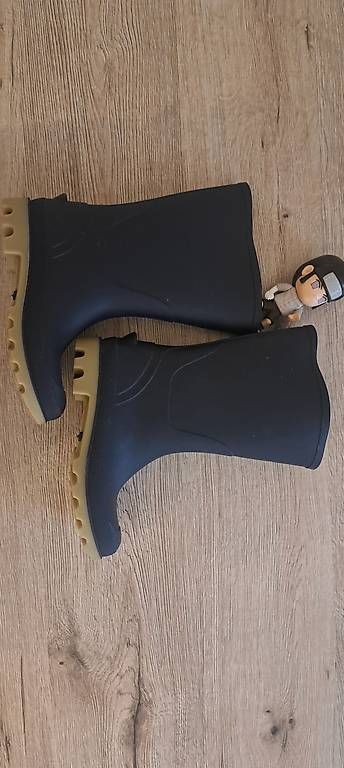 Chaussures garçon: Gummistiefel- 28 – D'occasion à Zeihen par ild_bv6f 1