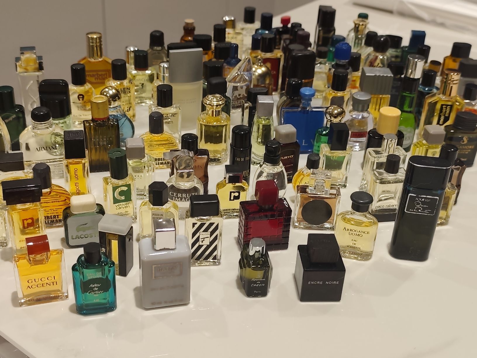 Profumi & Eau de Toilette: Parfume collection miniature vintage – Usato da Männedorf venduto da Ursik_OnlineShop 1