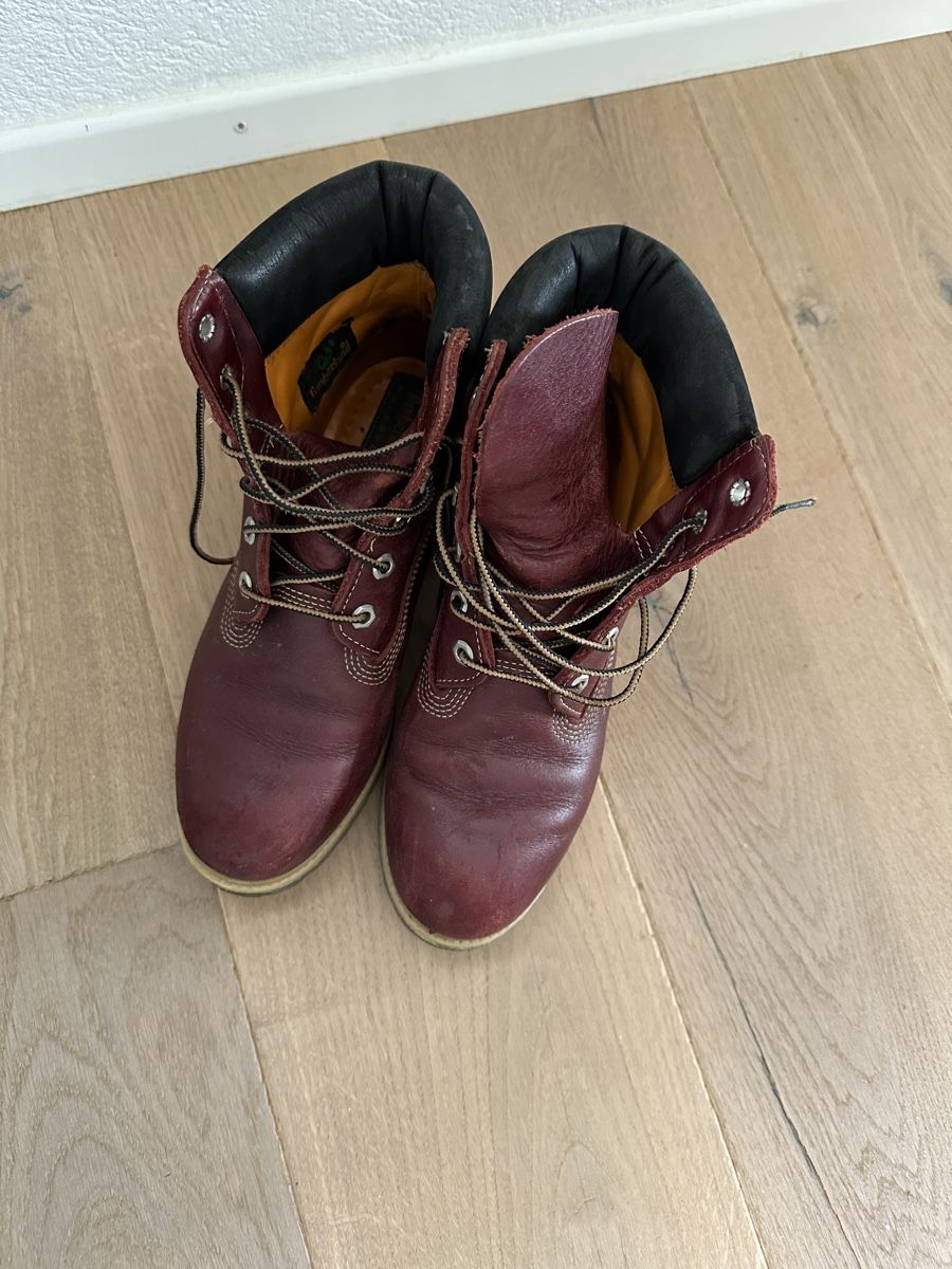 Timberland Scarpe da donna: Timberland Winter Schuhe, bordeauxrot, Grösse 38 – Usato da Herzogenbuchsee venduto da GyK87