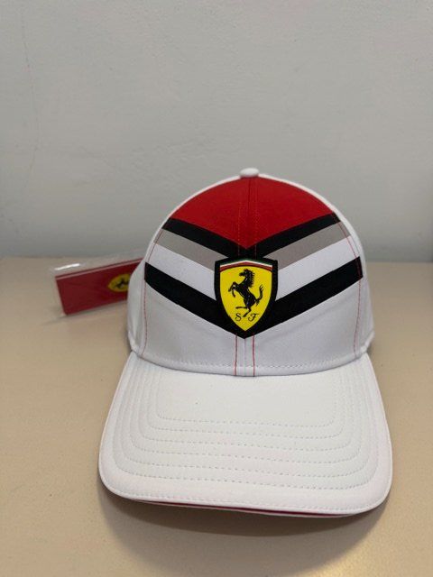 Copricapi, berretti & cappellini: Ferrari Cap - NEU – Nuovo (secondo la descrizione) da Vacallo venduto da mvtony