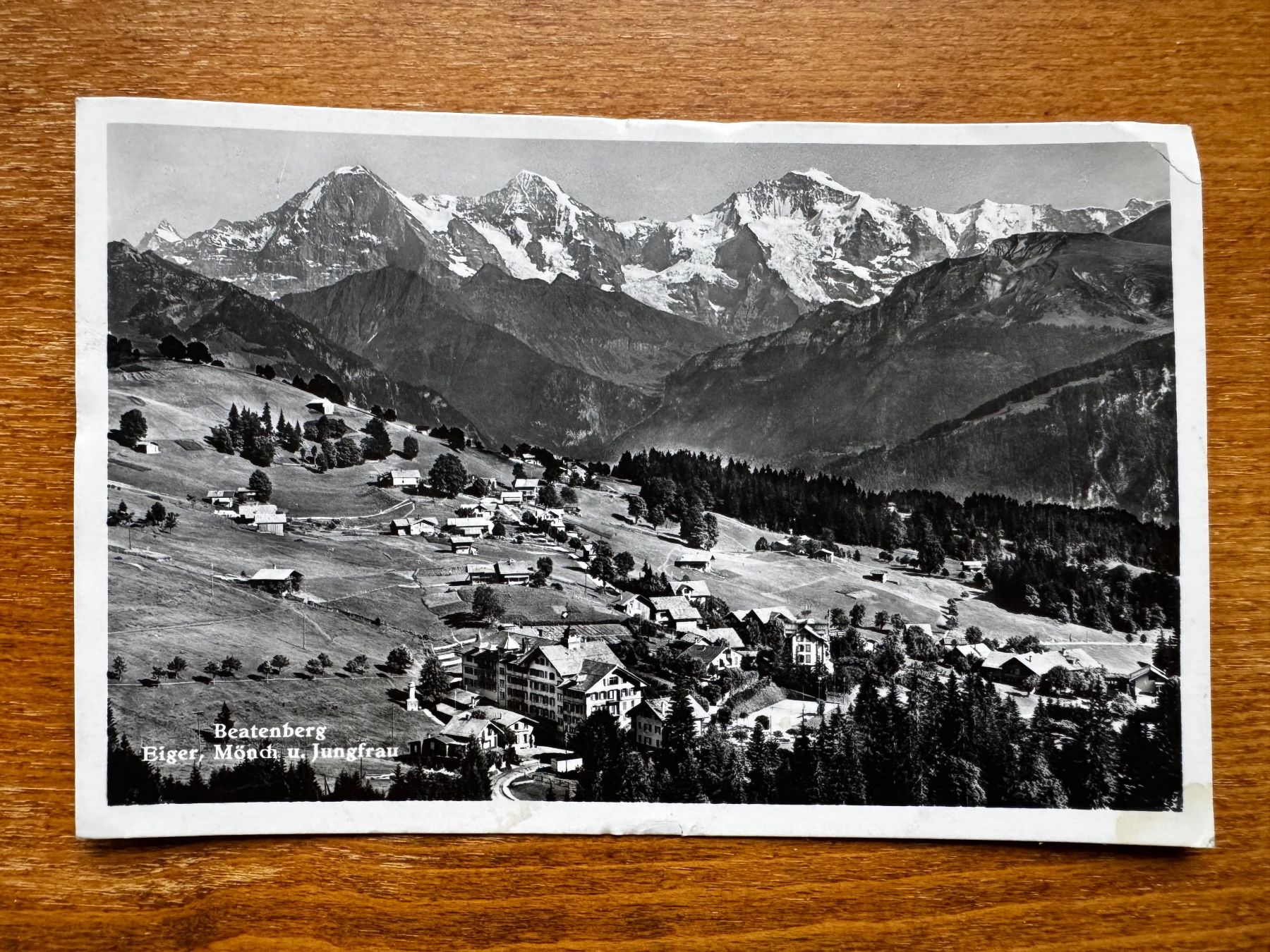 Ansichtskarten: Alte Ansichtskarte vom Beatenberg mit Eiger, Mönch und Jungf – Gebraucht aus Vellerat von joromaur
