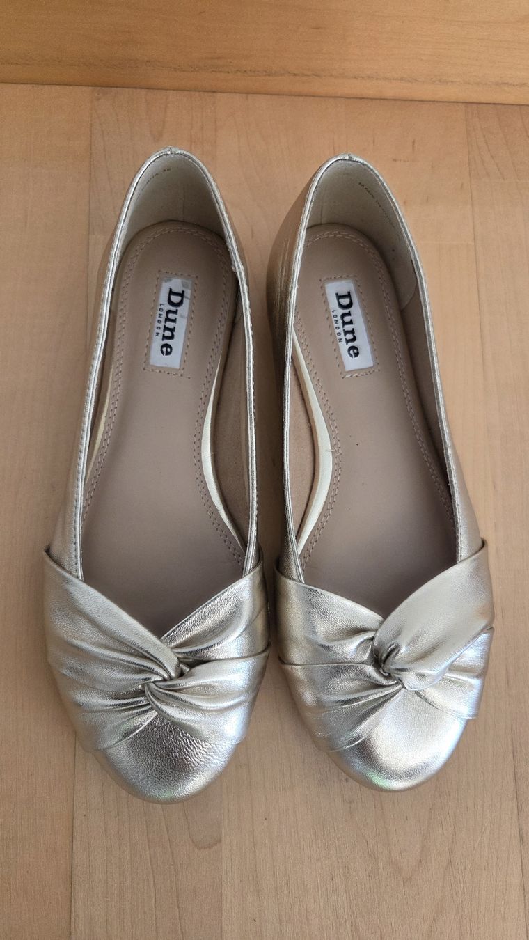 Scarpe da donna: Neue Leder Ballerinas Grösse 36 – Nuovo (secondo la descrizione) da Wettingen venduto da Hawaii88 1