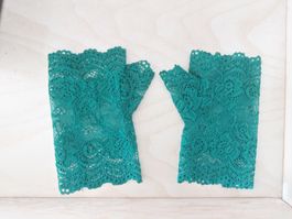 Gants en dentelle verte