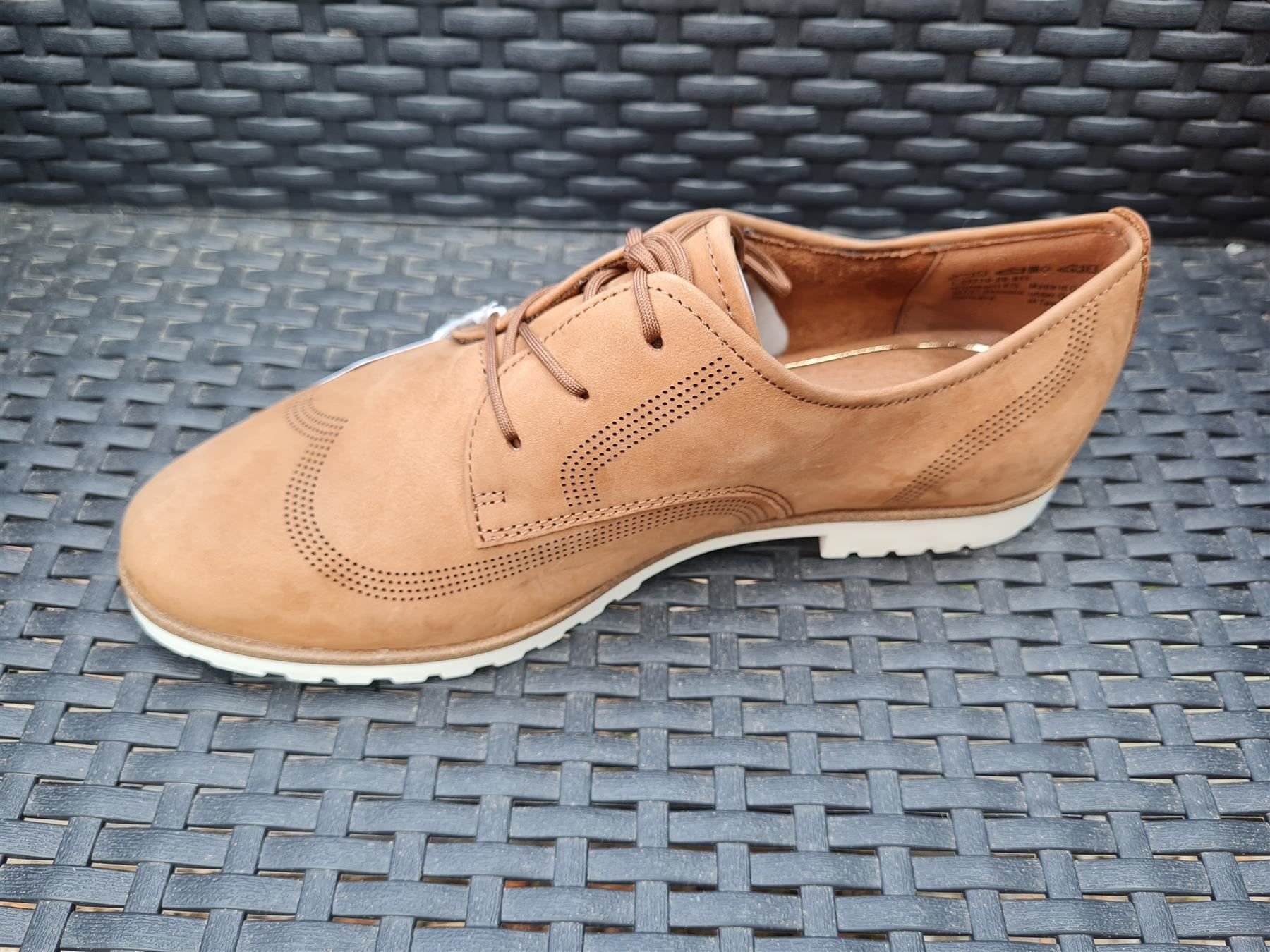 Tamaris Scarpe da donna: TAMARIS Schuhe Echtleder 36 NEU NP99.- – Nuovo e nell'imballaggio originale da Buttwil venduto da MaraMari 2