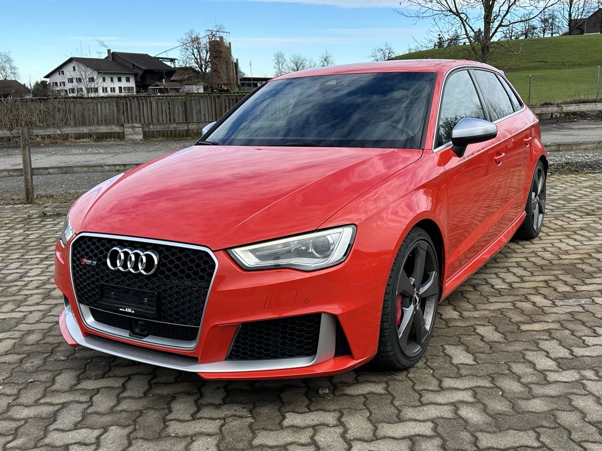 Audi Automobili: AUDI Rs3 8V ab MFK – Usato da Oetwil am See venduto da CarParts 1
