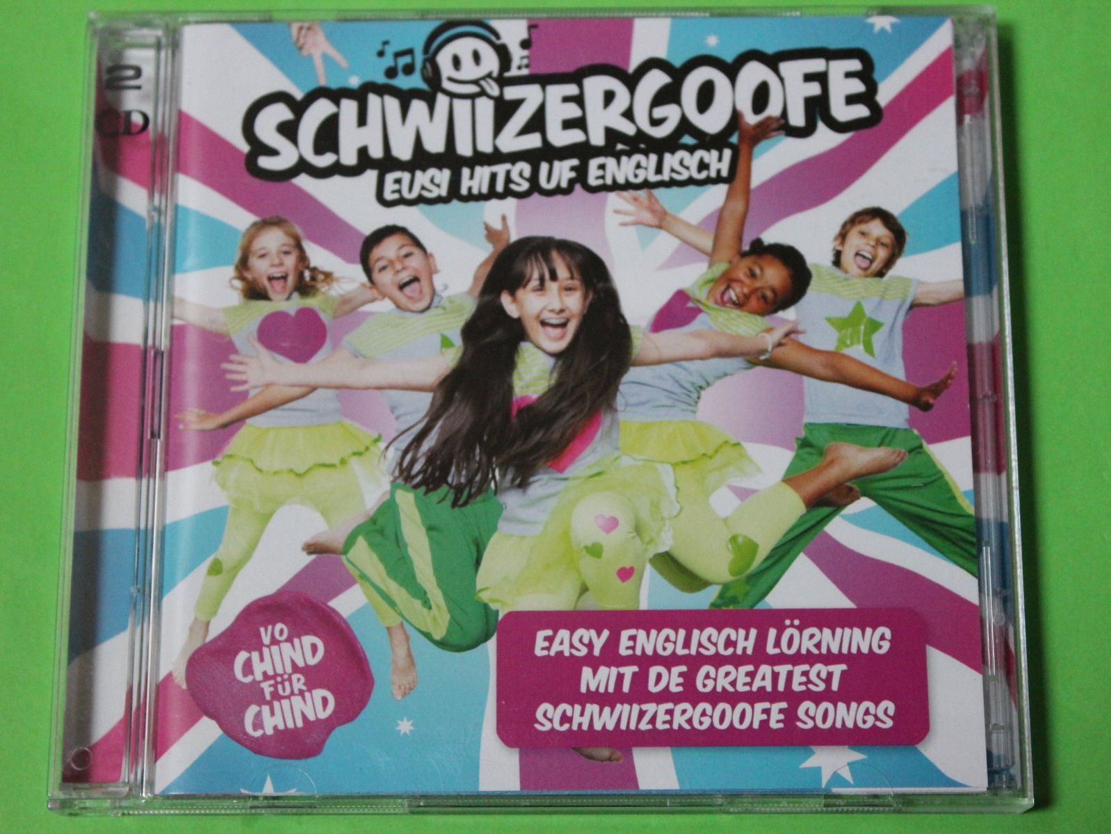 CD: Schwiizergoofe - Eusi Hits uf Englisch 2CDs 2013 – Usato da Tübach venduto da JamesStone 1