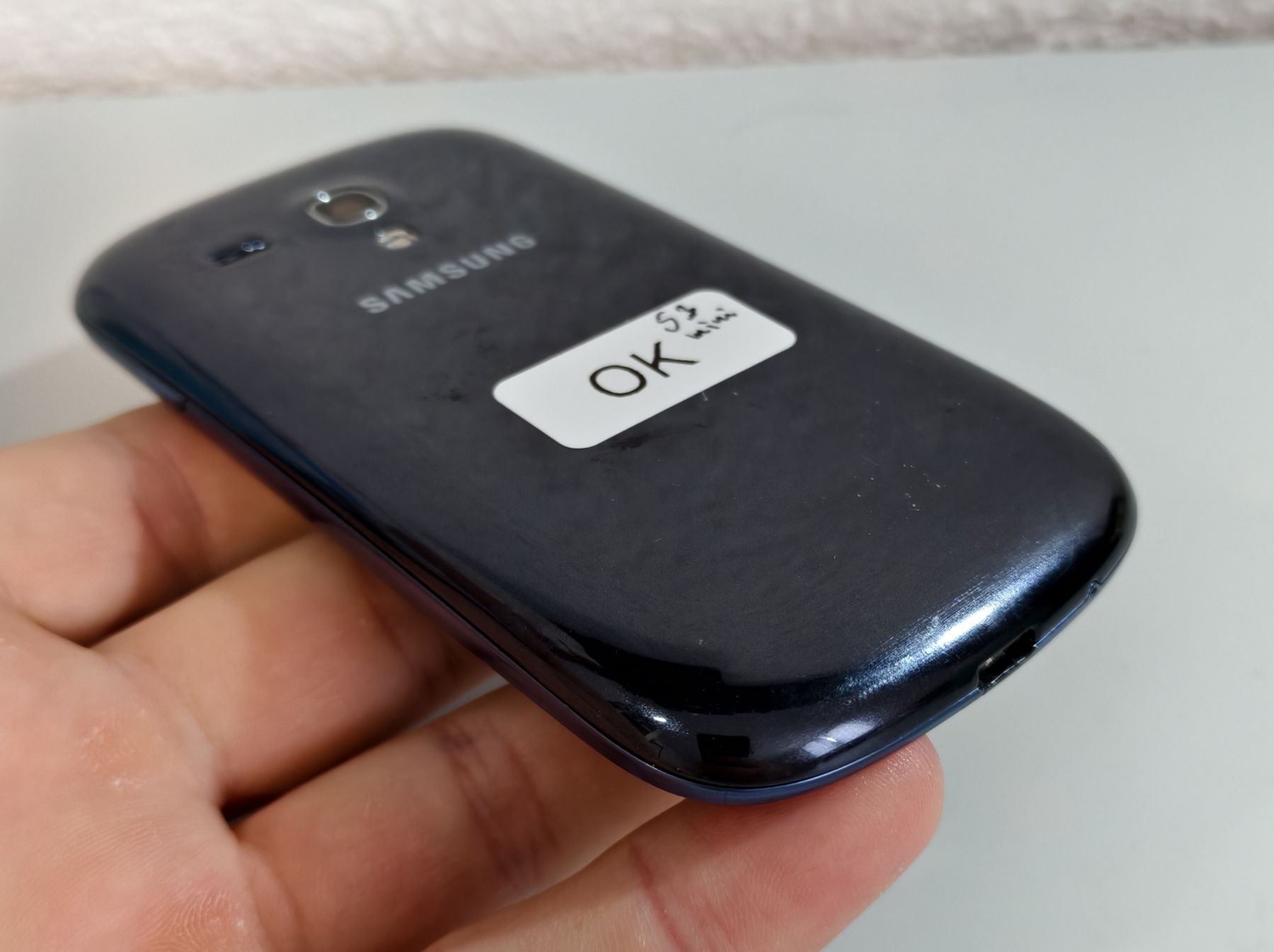 Samsung Telefoni cellulari / Smartphones: Samsung Galaxy S3 mini schwarz – Usato da Ehrendingen venduto da Rocky985 3