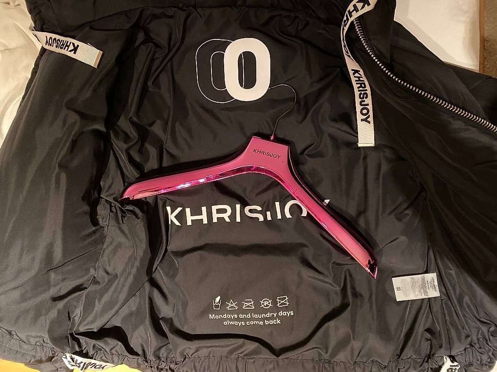 Jacken: Originale KHRISJOY - Kris puffer jacket – Gebraucht aus Bubikon von sar_l5px 3