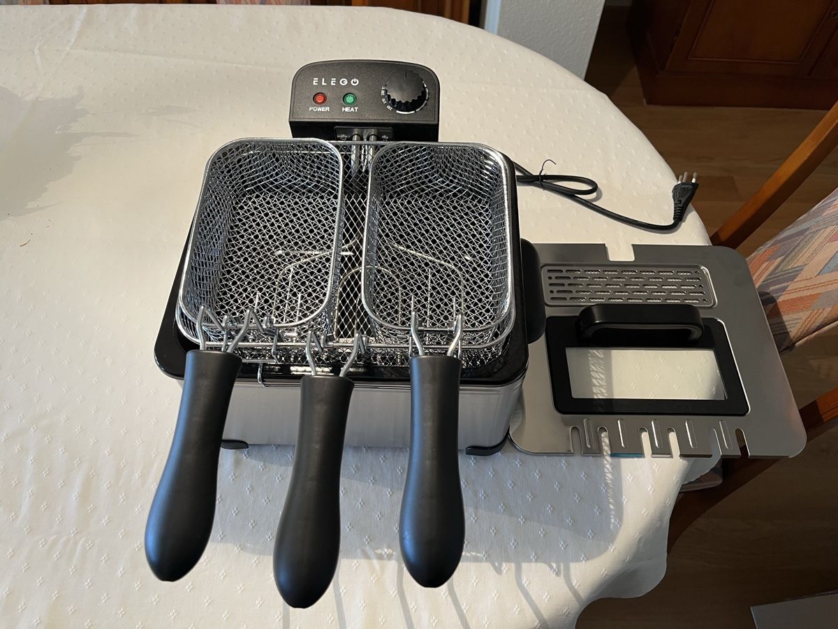 Elettrodomestici da cucina: Doppel-Fritteuse vom Elego  – Nuovo e nell'imballaggio originale da Wil SG venduto da slenherr 4
