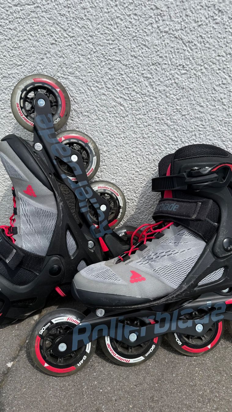 Patins à roul. & inline: Rollerblades – D'occasion à Staufen par BaKoAP