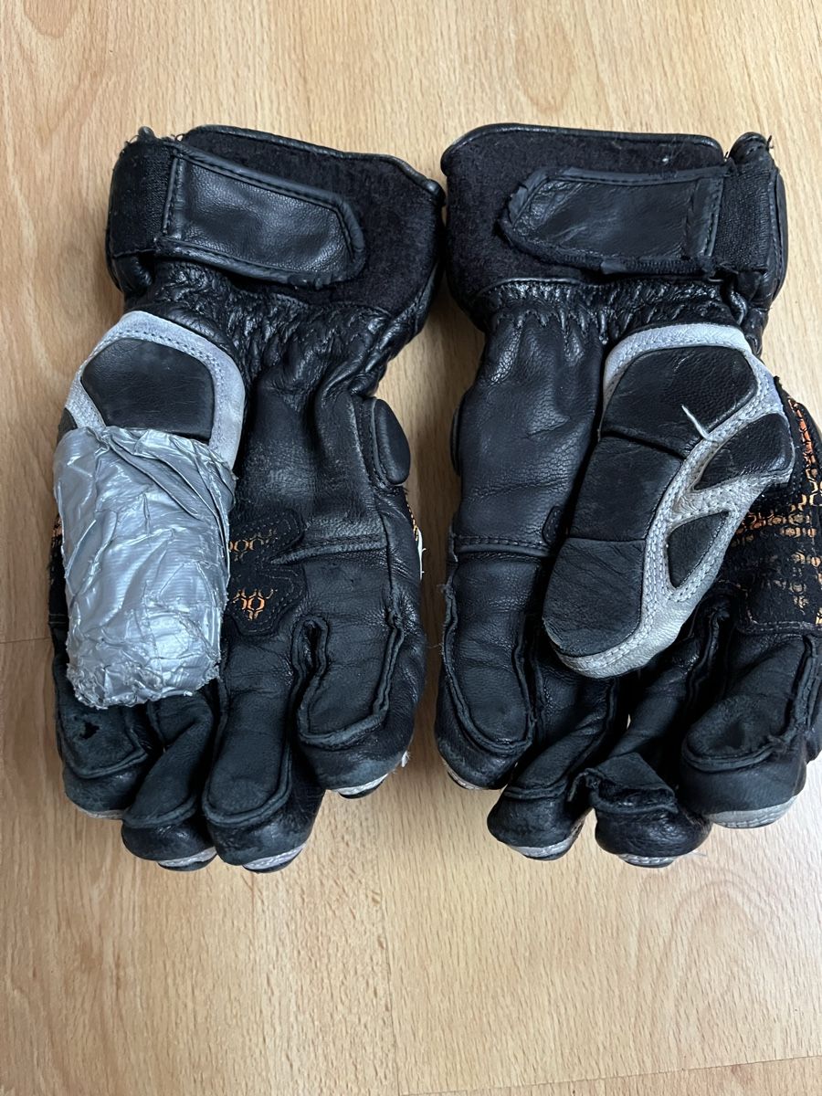 Ziener Guanti & manicotti: ZIERNER Leather Gloves, Size 6, Used, – Usato da Tafers venduto da ValKara 1