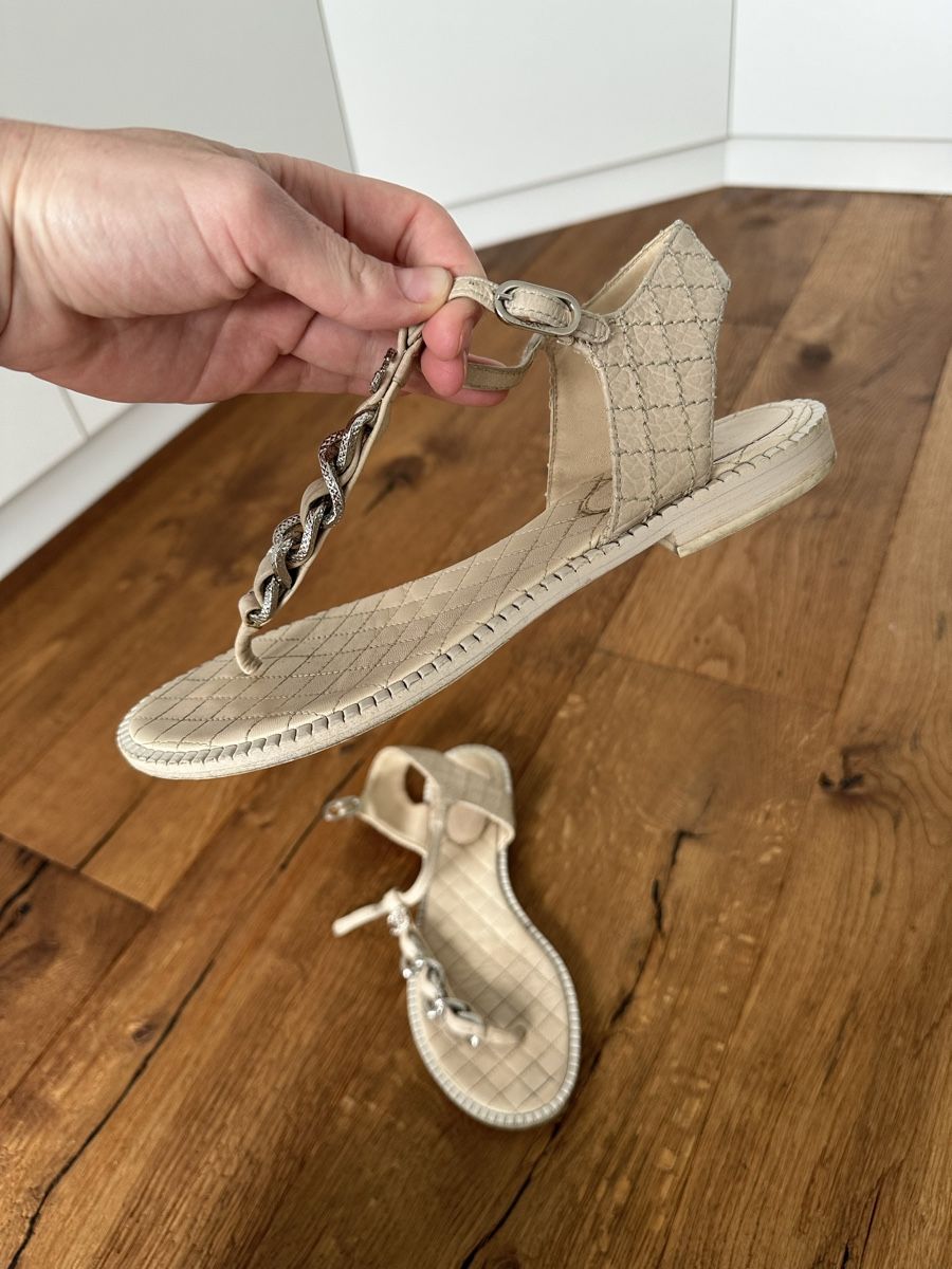 Chanel Scarpe da donna: Chanel sandals 39,5 – Usato da Küssnacht am Rigi venduto da hor_dpb7 2