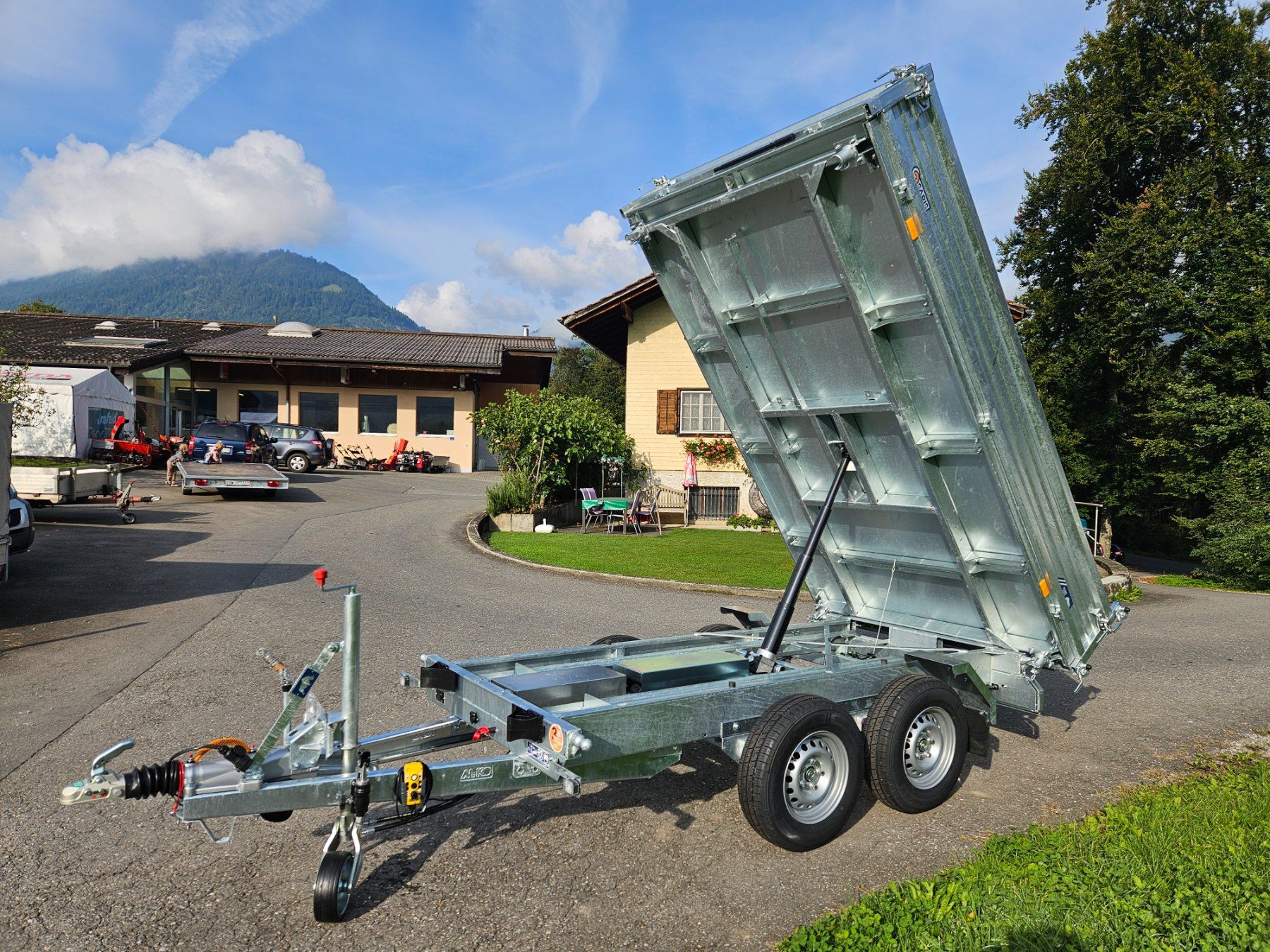 Saris Rimorchi: Sehr robuster Kipper für Profi – Nuovo (secondo la descrizione) da Alpnach Dorf venduto da marlis64 5